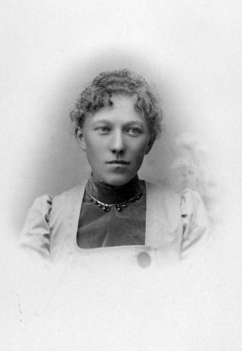 Anno Domkirkeodden, Oline Evensdatter Skinstad f.1875, Nes, Hedmark.