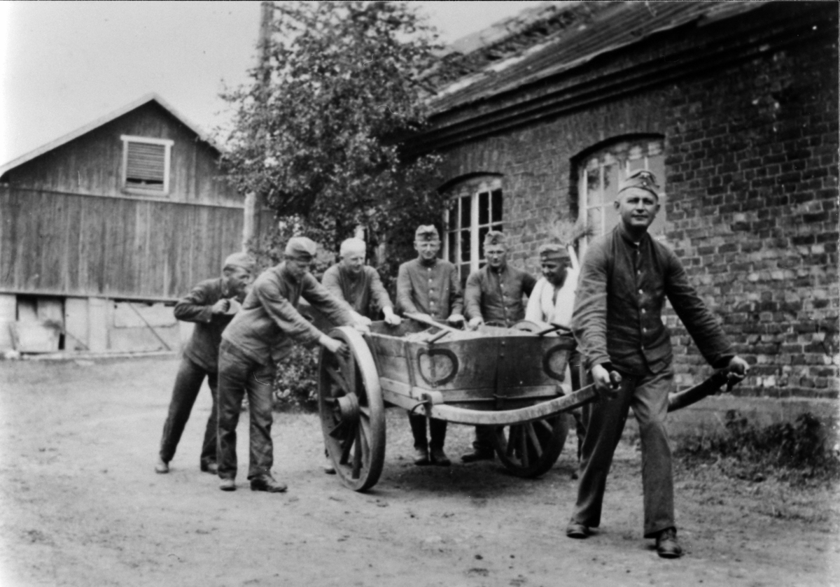 Anno Domkirkeodden, Tyske soldater på Lundemo, Moelv, Ringsaker. Maidagene i 1945.