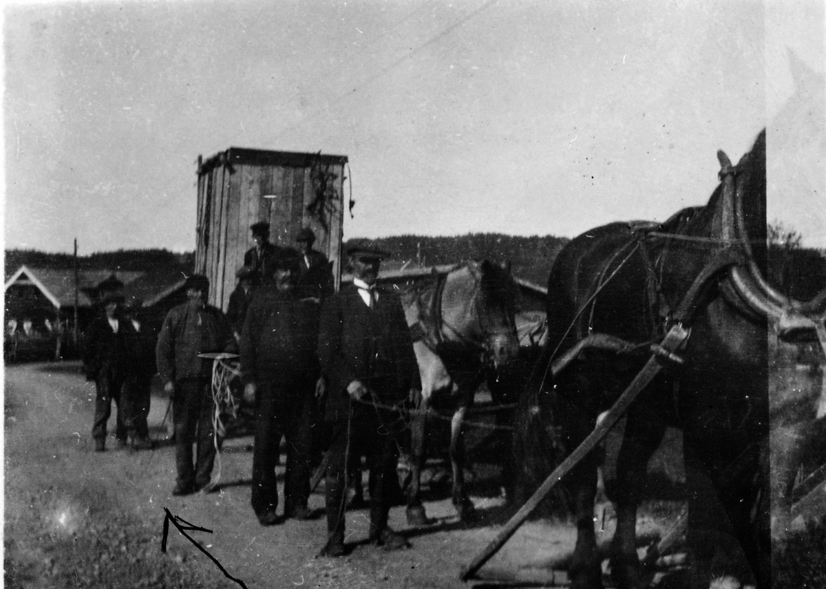 Anno Domkirkeodden, Ringsaker og Nes K raftanlegg, transport av transfomator til Nes sekundærstasjon, 1920.