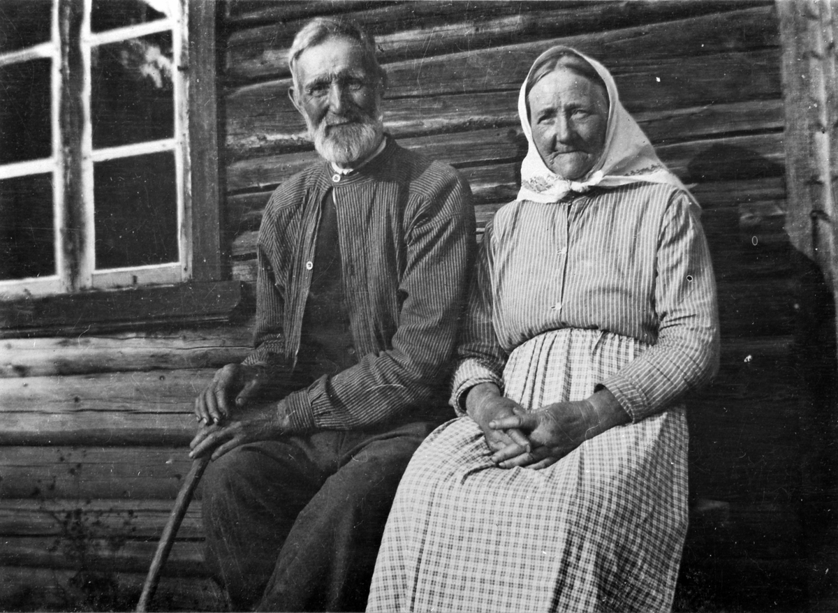 Anno Domkirkeodden, Johannes Hansen og Agnethe Andersdatter, husmannsfolk på Simenstad, Ringsaker, 1913.