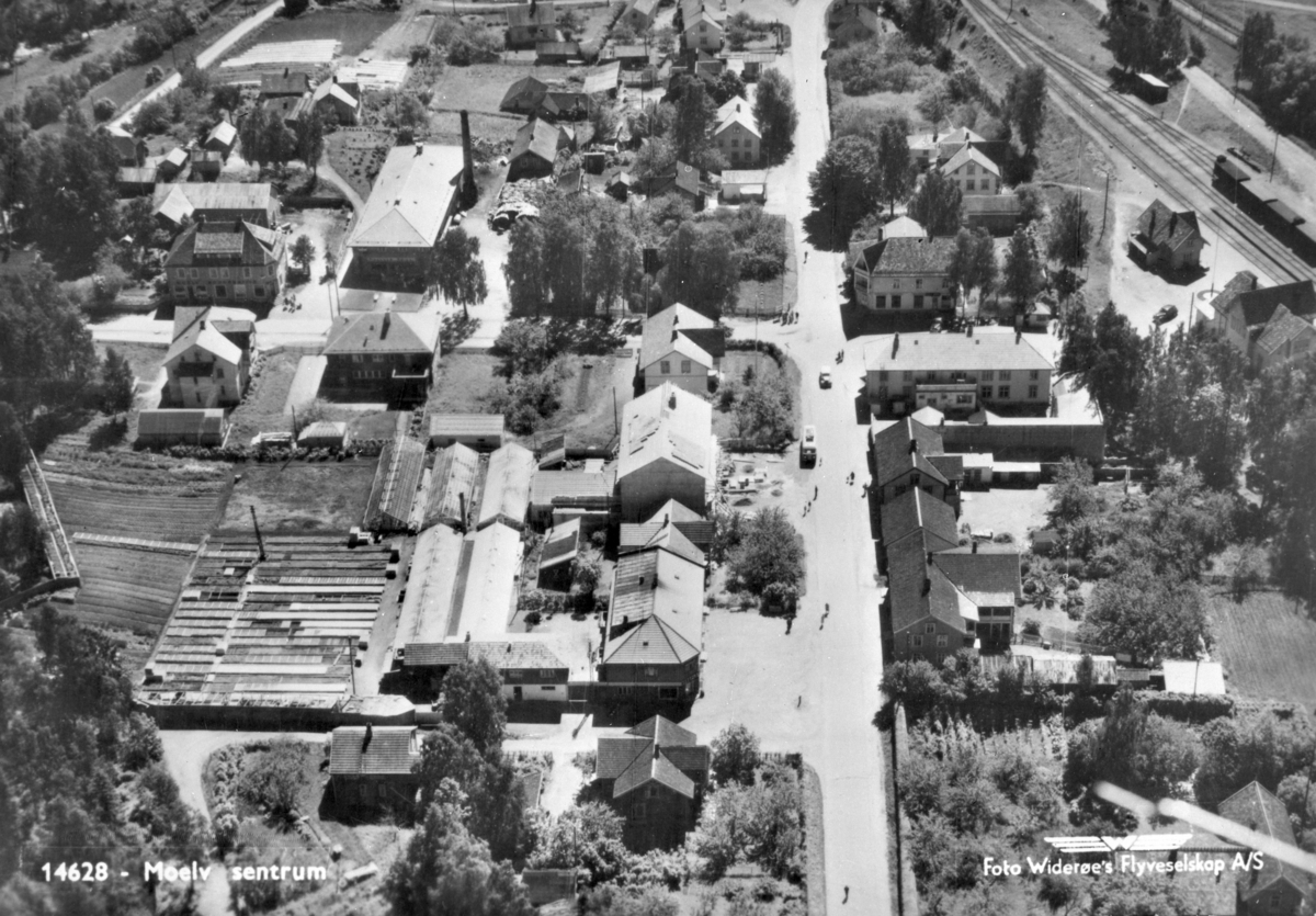 Anno Domkirkeodden, Flyfoto, Moelv, Storgata.