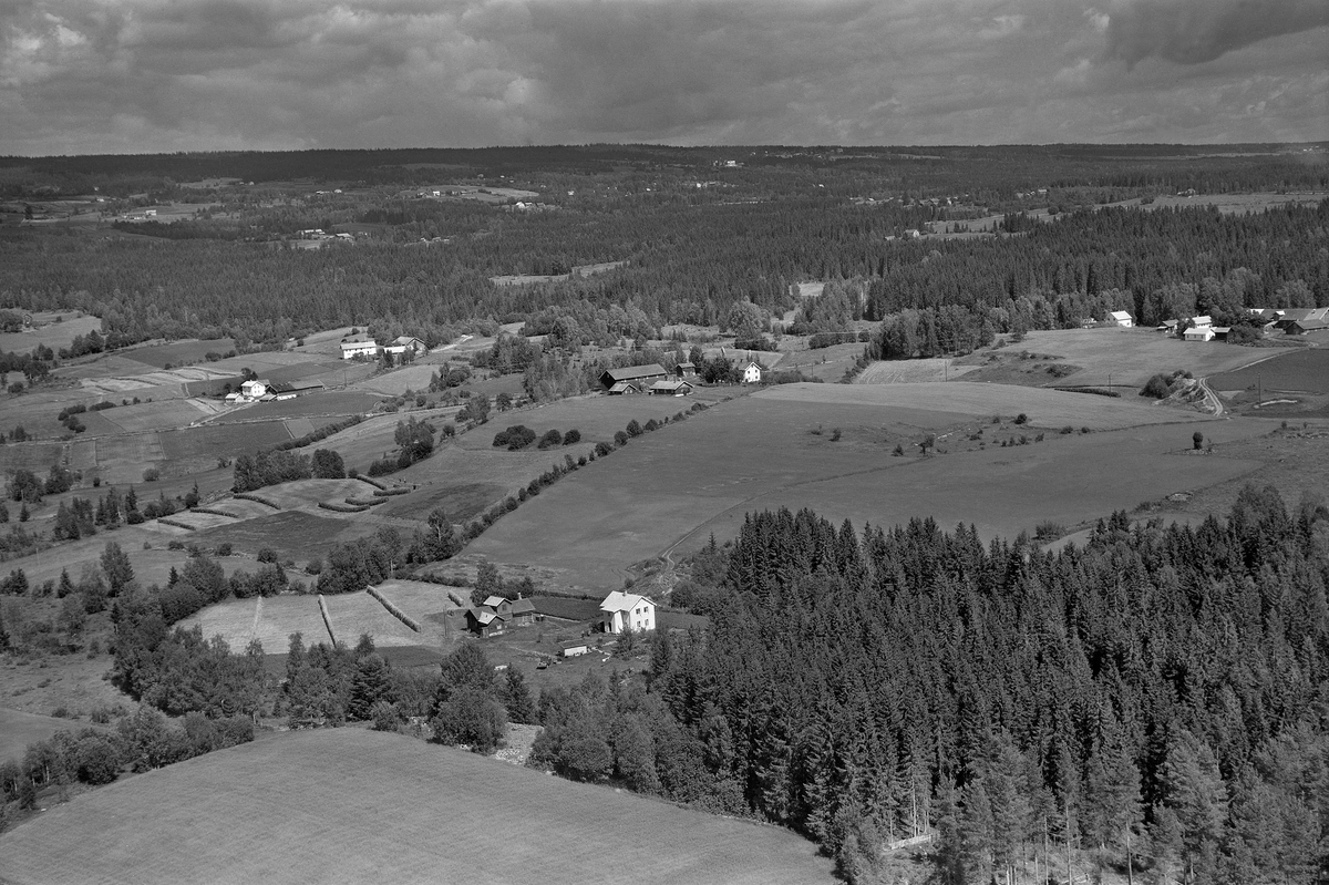 Widerøes Flyveselskap A/S, FLYFOTO VESTGÅRD