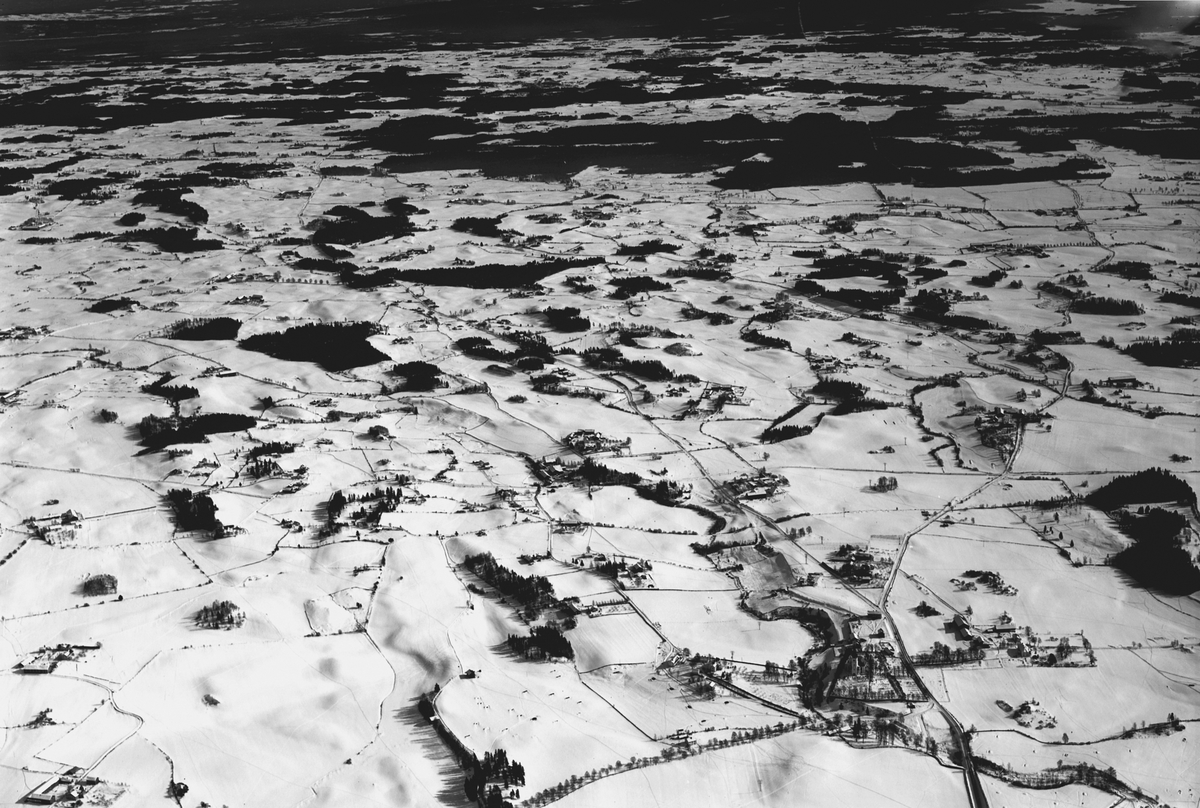 Widerøes Flyveselskap A/S, FLYFOTO UKJENT, VINTER, STOR OVERSIKT