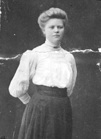 Anno Domkirkeodden, PORTRETT: ANNE HUBRED FØDT: 1890, HUBRED STORE