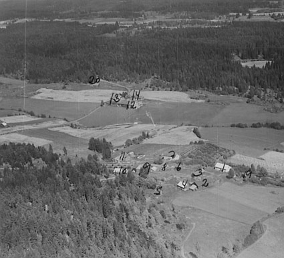 Widerøes Flyveselskap A/S, MÅSJØ (MAASJØ) GÅRD, FLYFOTO