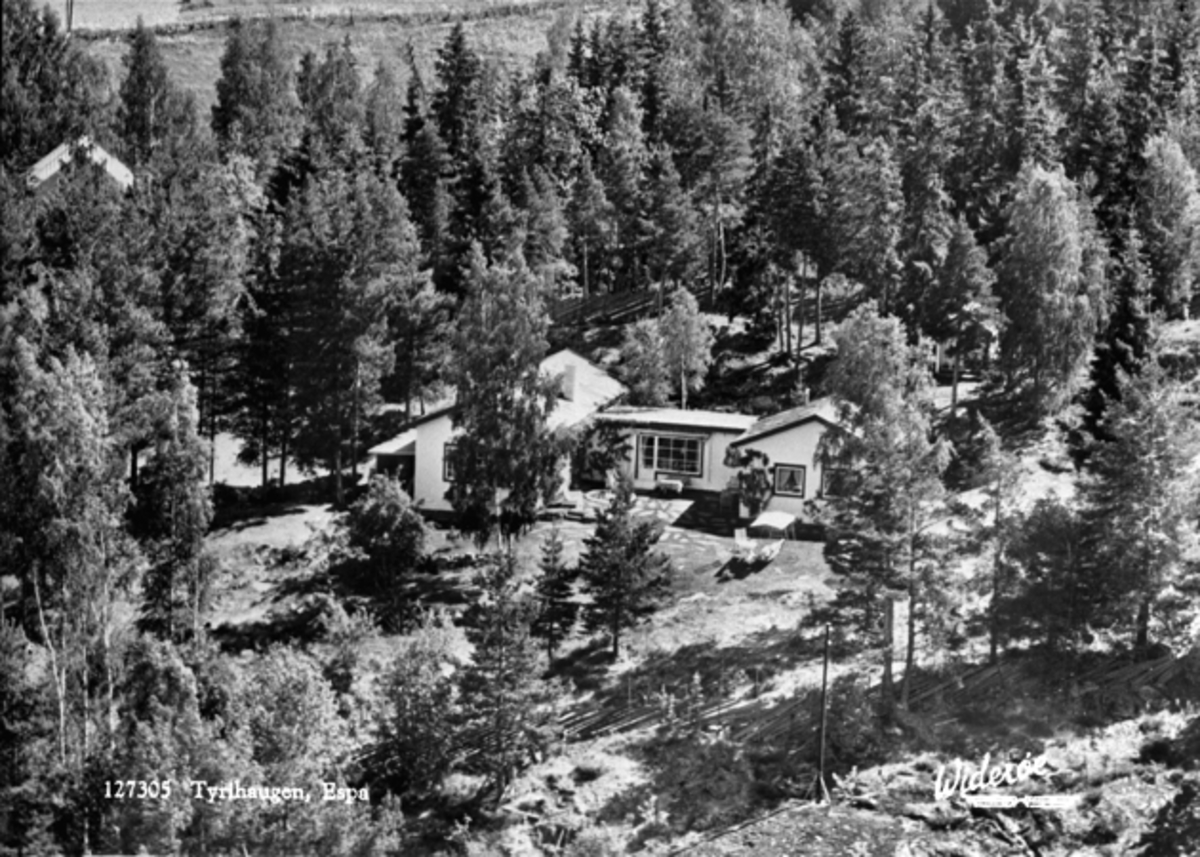 Widerøes Flyveselskap A/S, TYRIHAUGEN, FLYFOTO