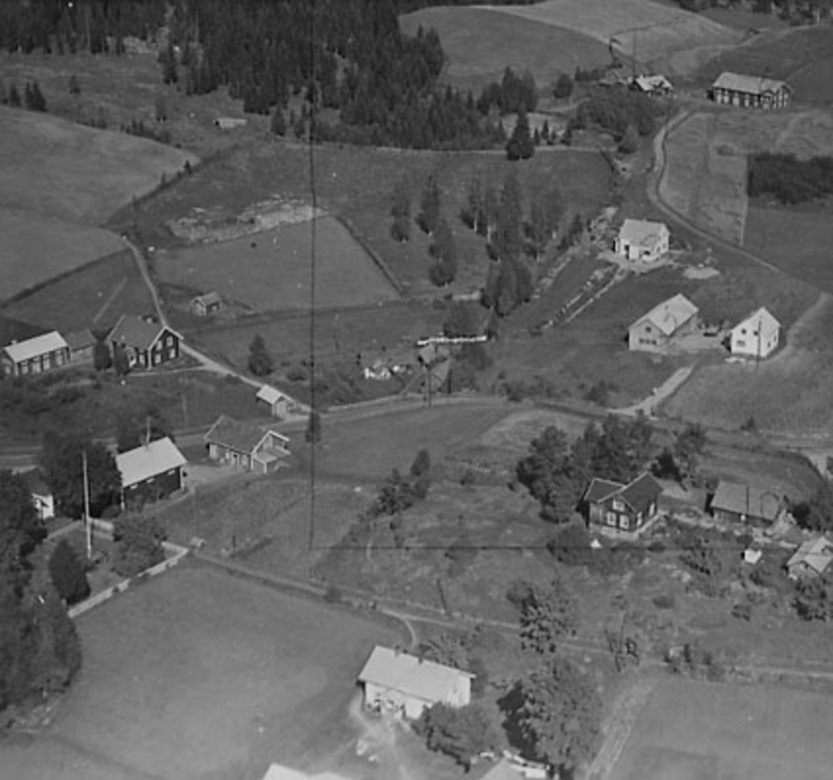 Widerøes Flyveselskap A/S, NYHEIM. FLYFOTO. VALLSET.