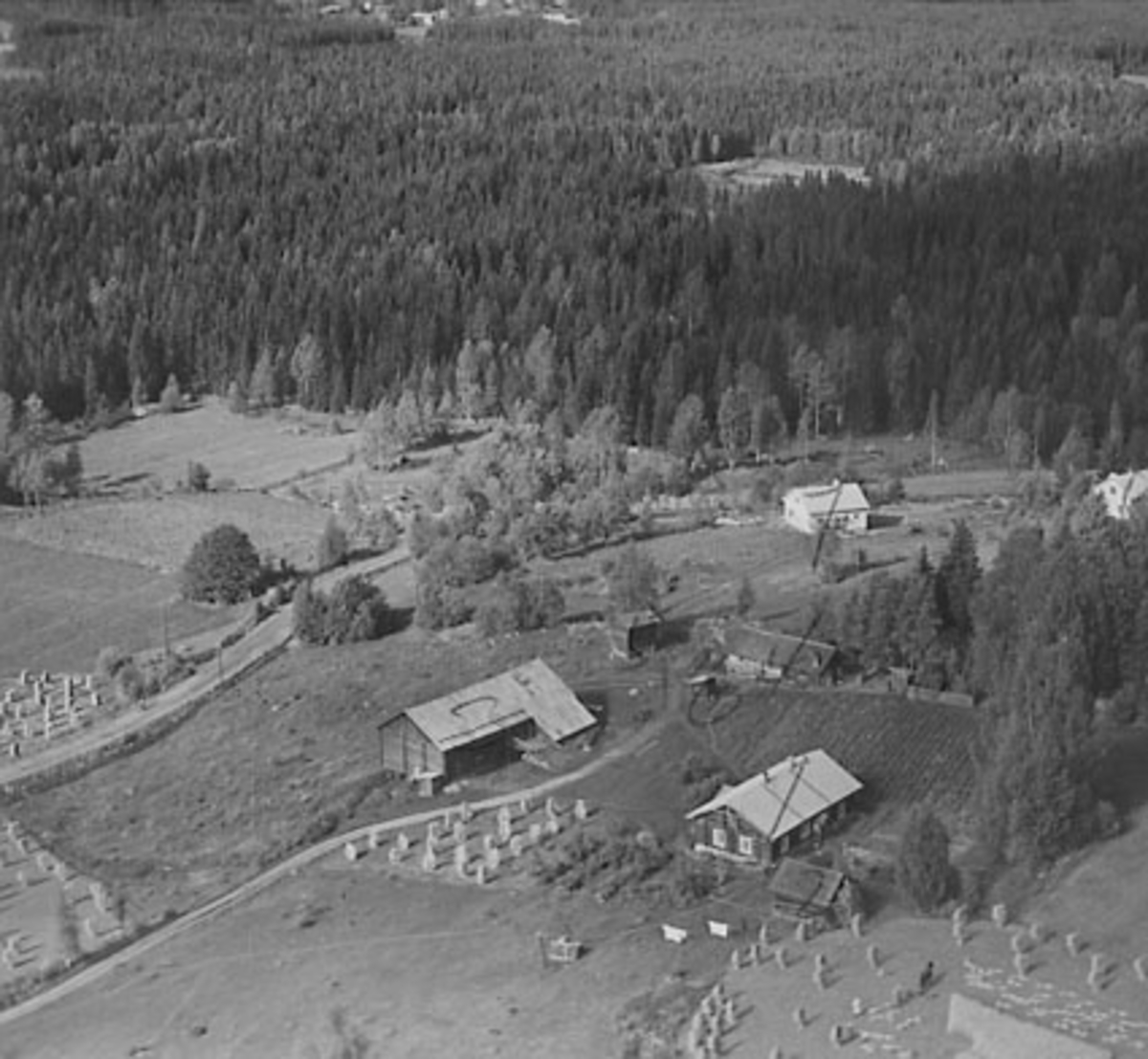 Widerøes Flyveselskap A/S, FLYFOTO DOMSTAD, ÅSVANG