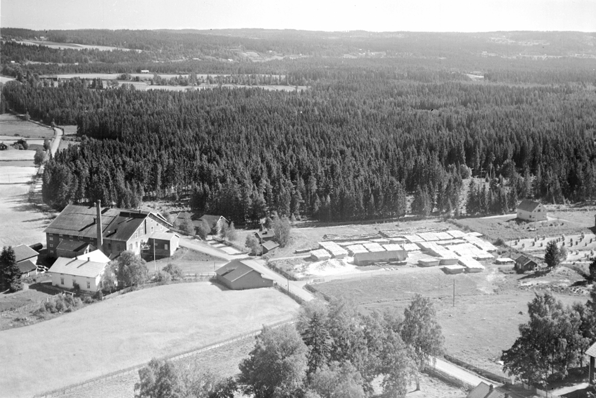 Widerøes Flyveselskap A/S, FLYFOTO ROMEDAL BRENNERI, MØLLE