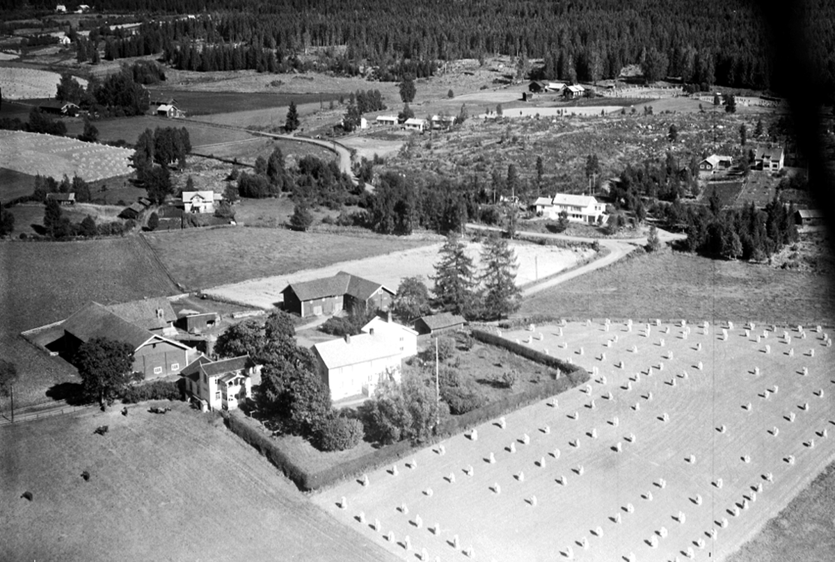 Widerøes Flyveselskap A/S, FLYFOTO HUSE