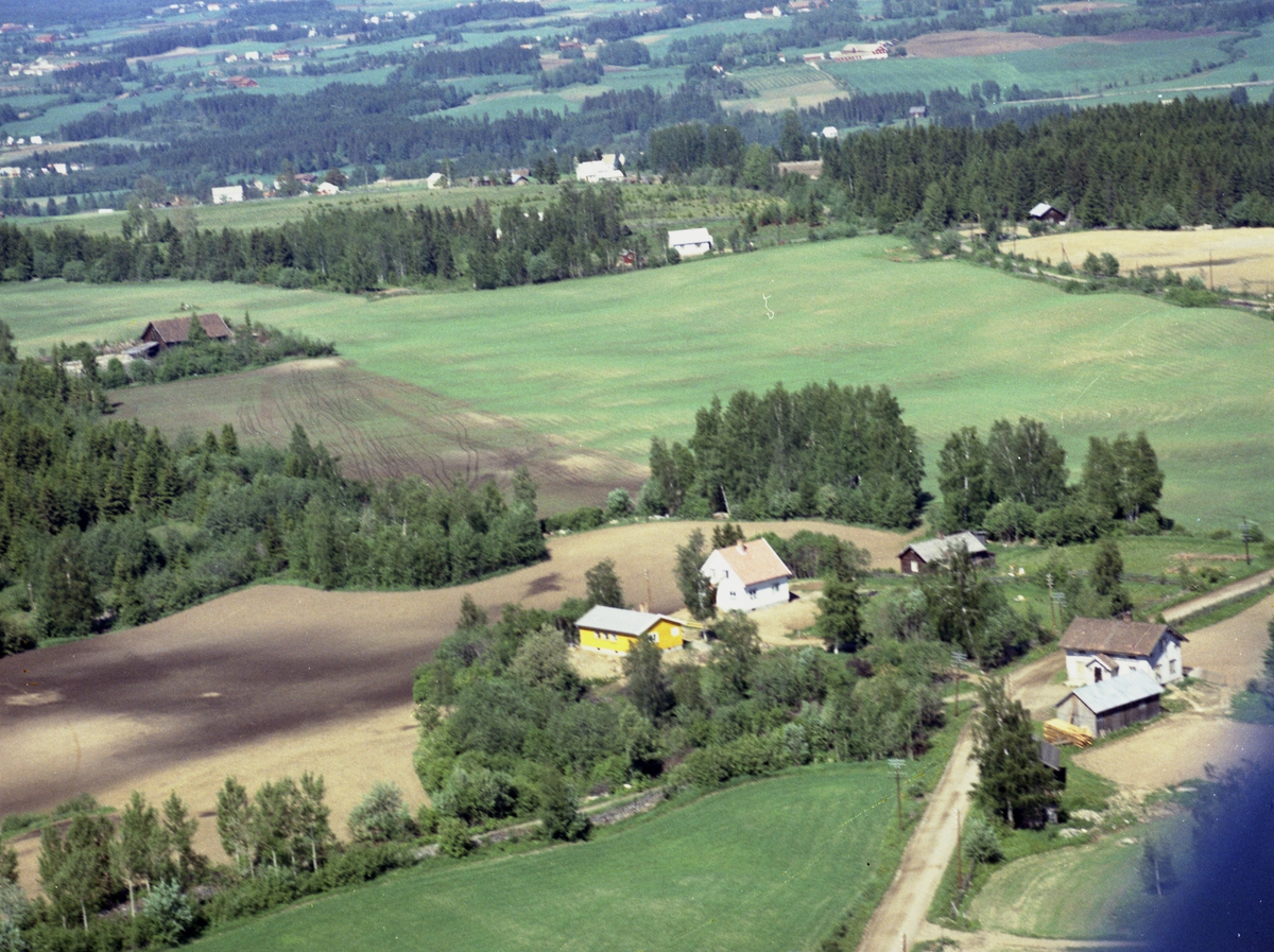 Widerøes Flyveselskap A/S, FLYFOTO BERG
