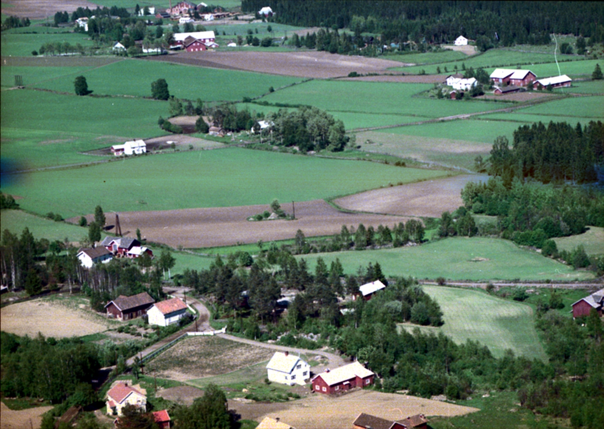 Widerøes Flyveselskap A/S, FLYFOTO JONSBAKKEN, BOLIGBEBYGGELSE