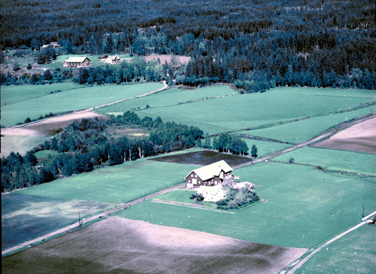 Widerøes Flyveselskap A/S, FLYFOTO MELBYHOLEN, ILSENG