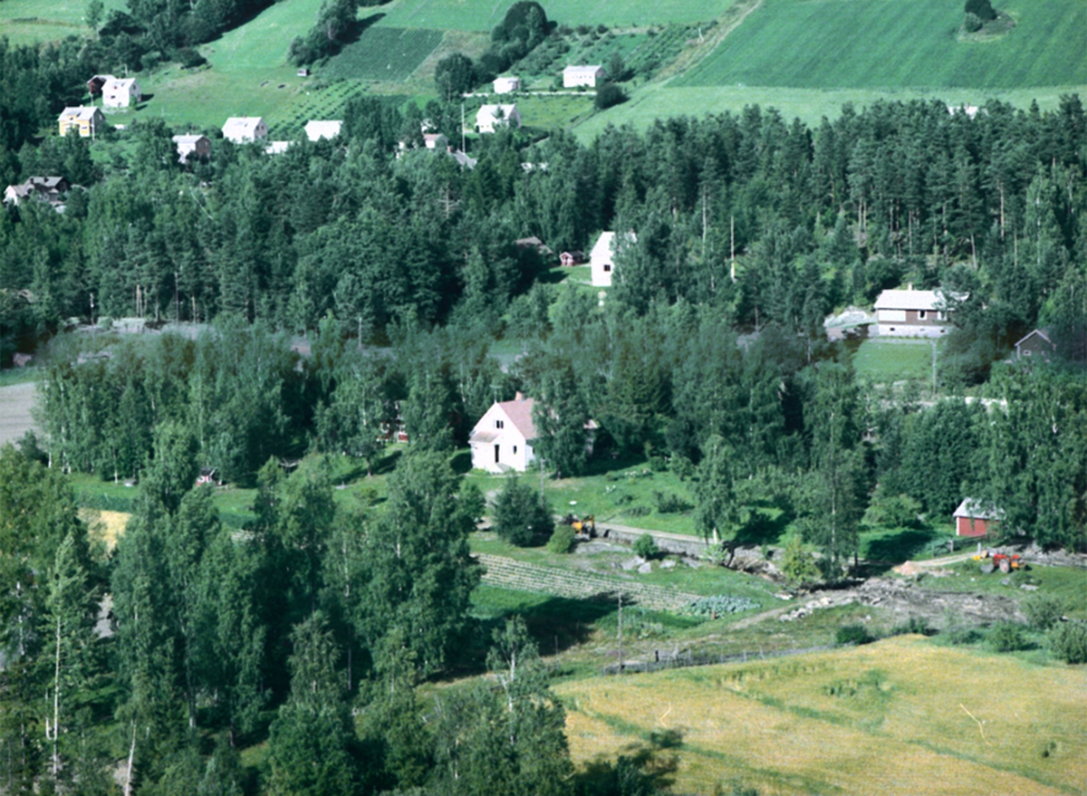 Widerøes Flyveselskap A/S, FLYFOTO HAUGSTAD 341-10, VALLSET
