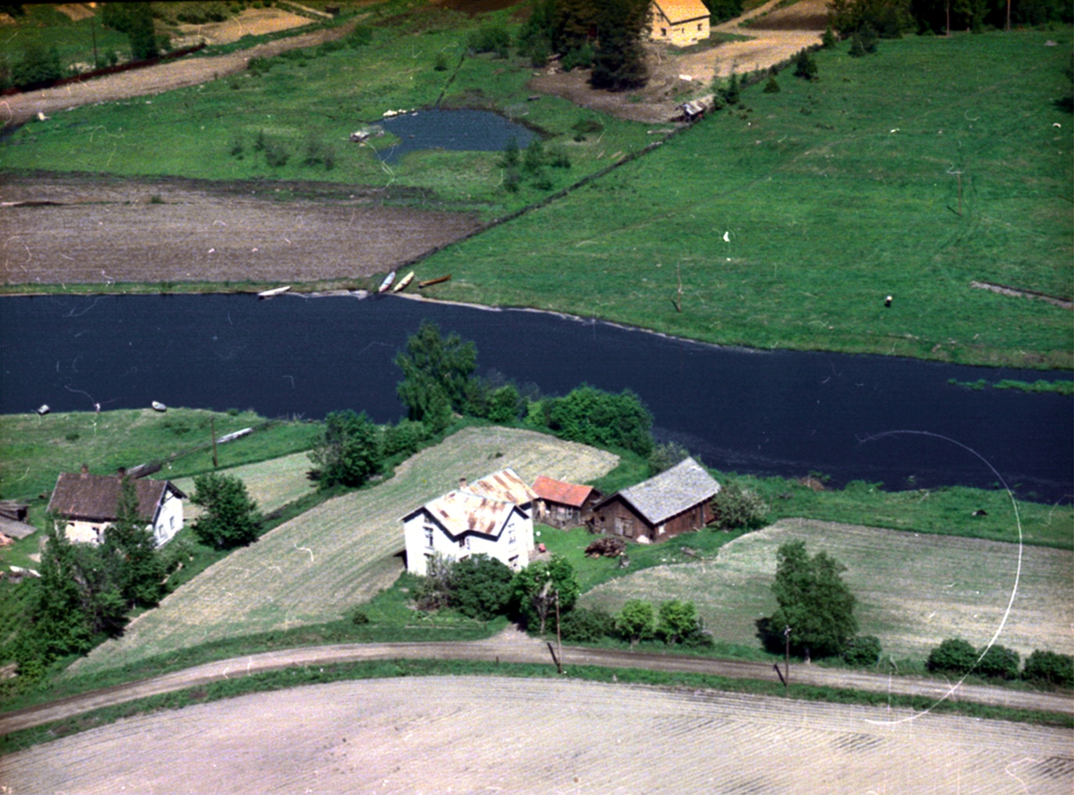 Widerøes Flyveselskap A/S, FLYFOTO KJONERUDVEGEN, SOLGÅRD