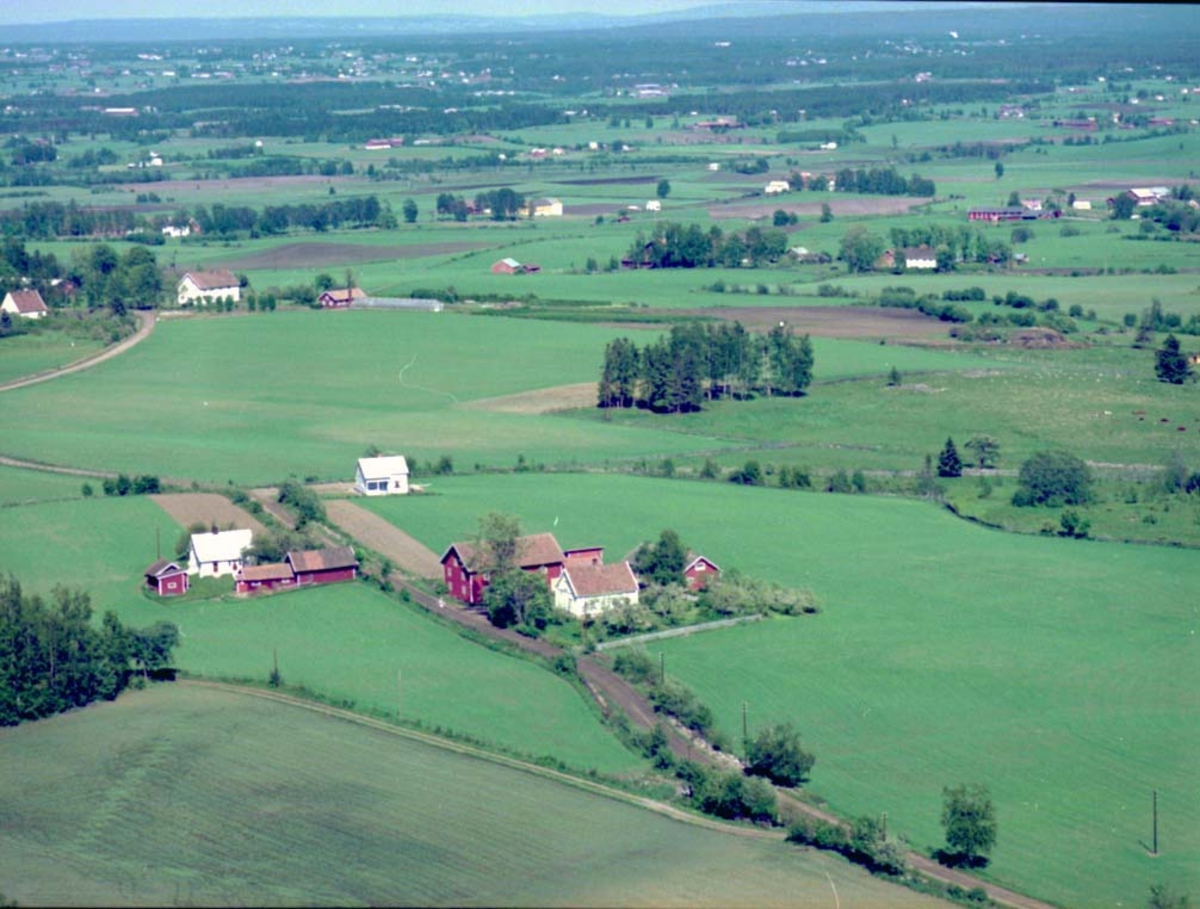 Widerøes Flyveselskap A/S, FLYFOTO SMESTAD, STANGE
