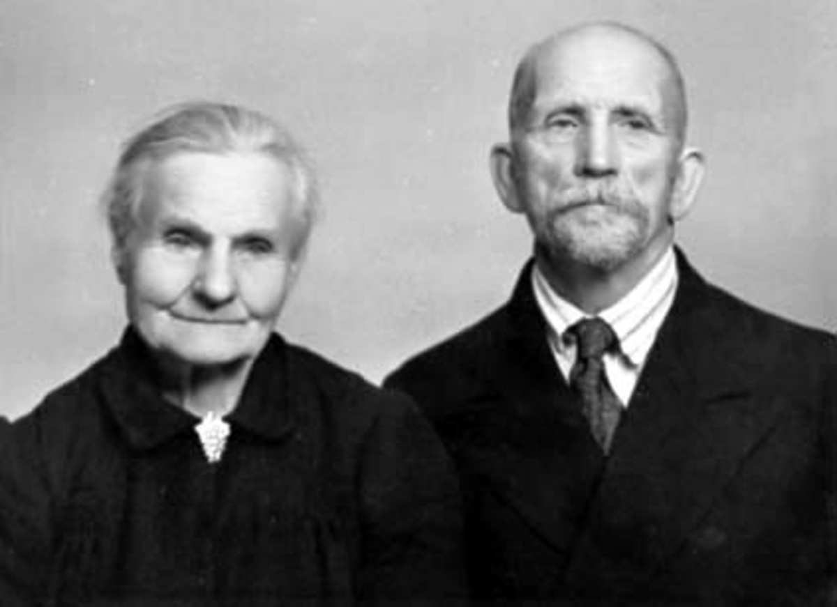 Anno Domkirkeodden, GRUPPE: 2, GINA SIMENSEN, OLE PETTER MÆHLUM, MÆLUM SØNDRE, VALLSET,