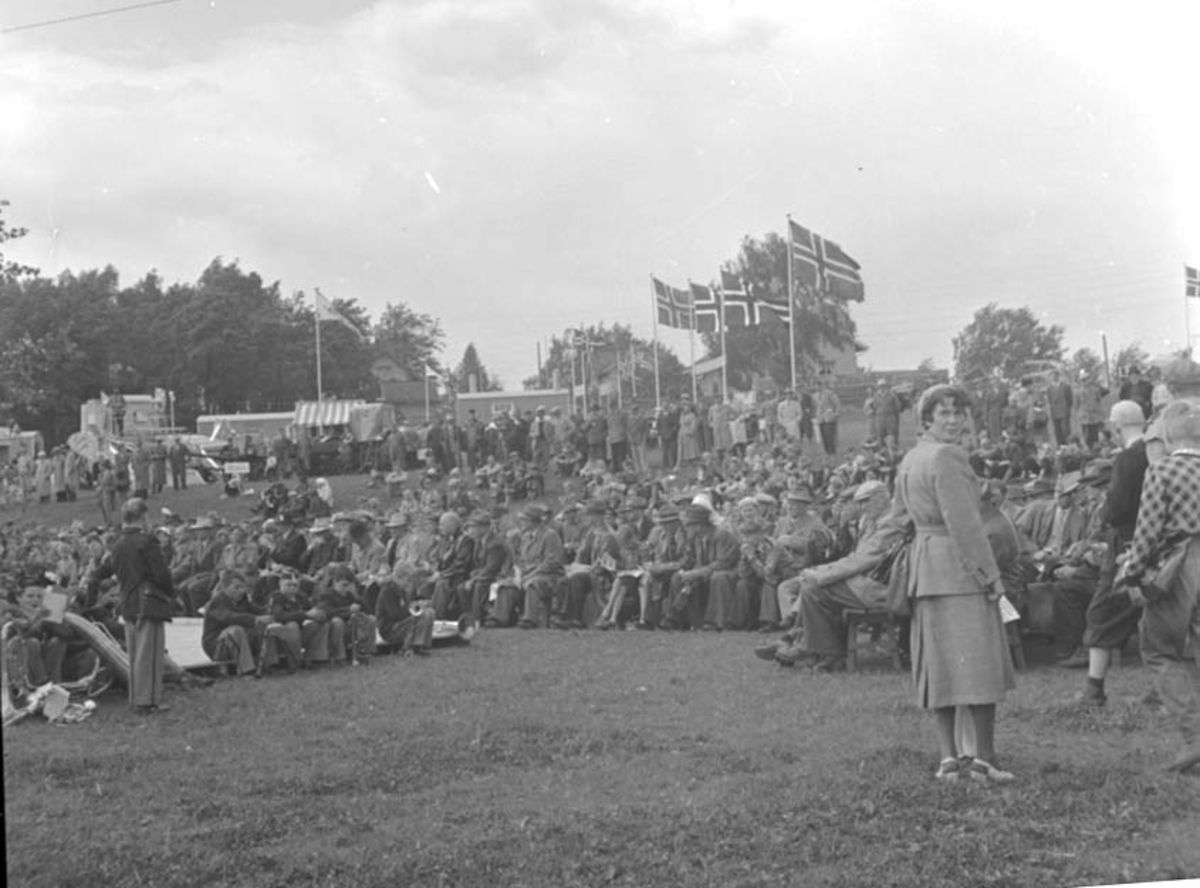 Anno Domkirkeodden, STANGEUTSTILLING, MYE FOLK, UTSTILLINGSPLASSEN, HAMAR