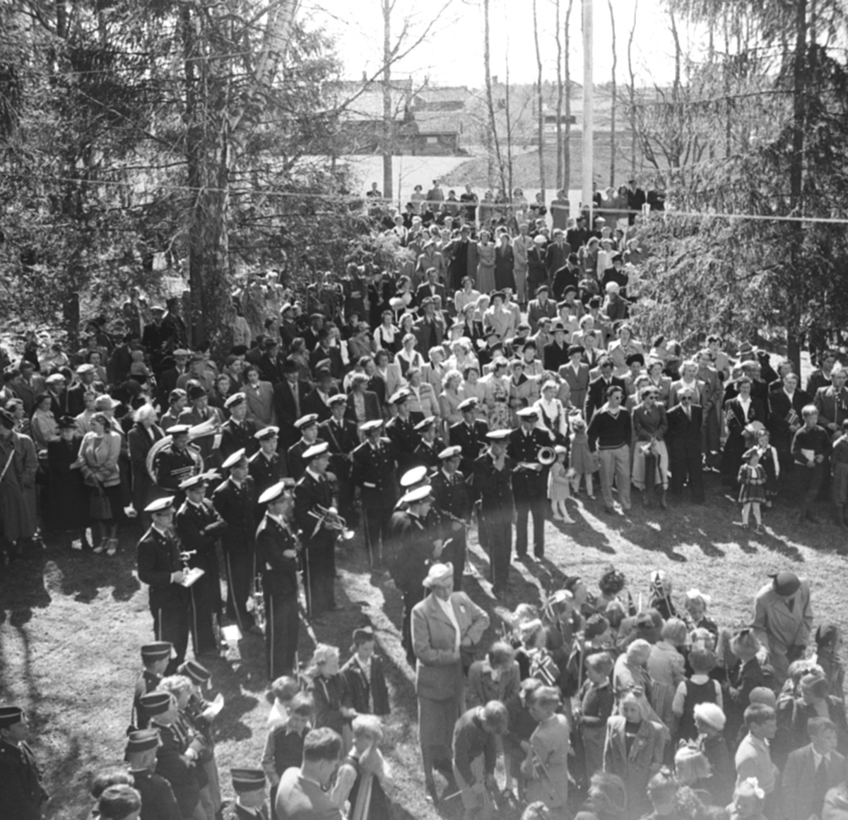 Anno Domkirkeodden, 17 MAI, LÆRER BERG TALER, STANGE SYKEHUS, BARN, FLAGG, MUSIKKORPS,