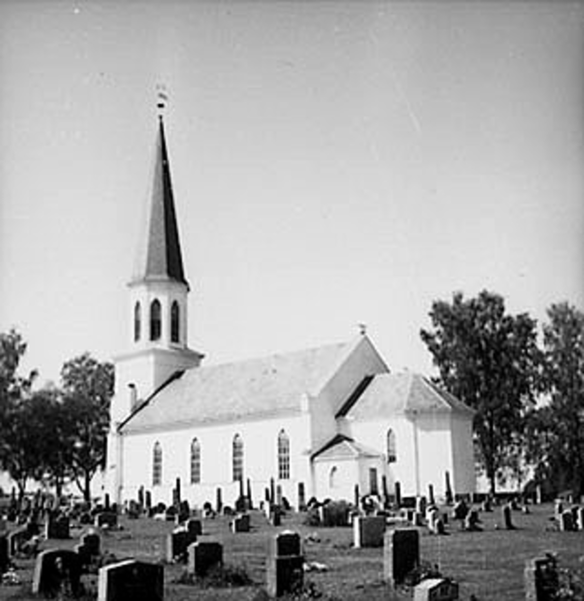 Anno Domkirkeodden, EKSTERIØR: ROMEDAL KIRKE, ROMEDAL