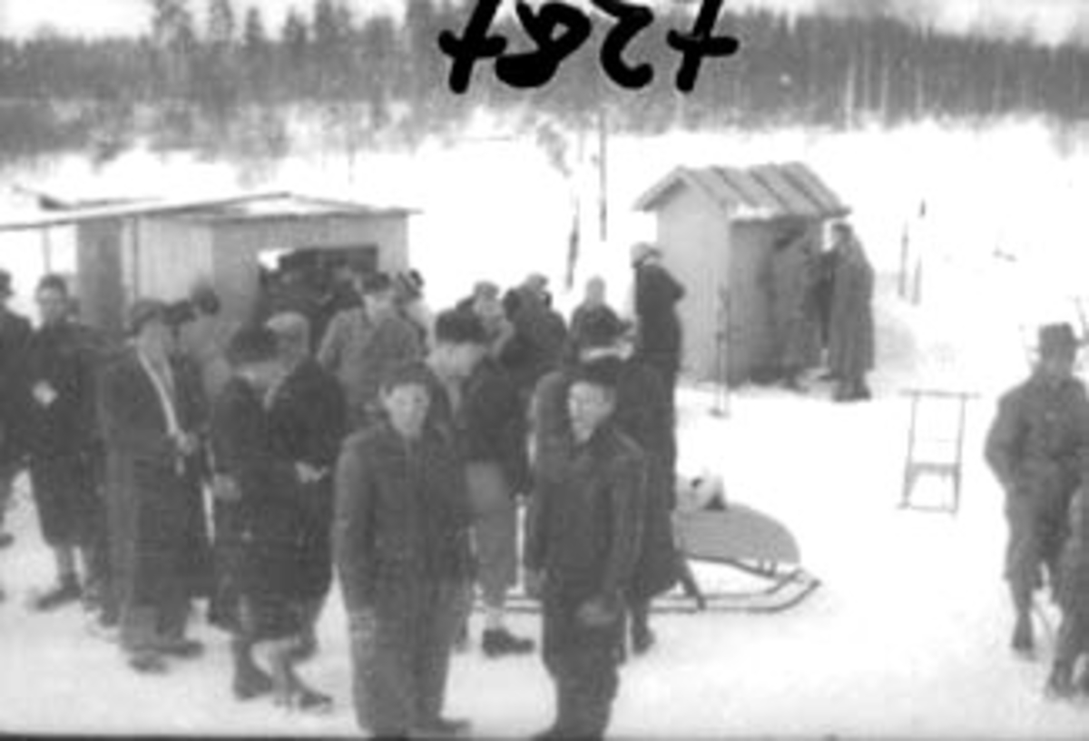 Anno Domkirkeodden, TRAVLØP PÅ MJØSISEN, INNGANG, BILETTSALG, MYE FOLK, SPARK MED SLUFFE, VINTER