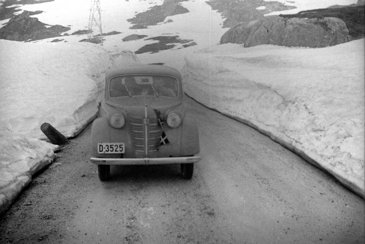 Adolf Skjegstad, PERSONBIL D-3525, FJELLOVERGANG, BRØYTEKANTER