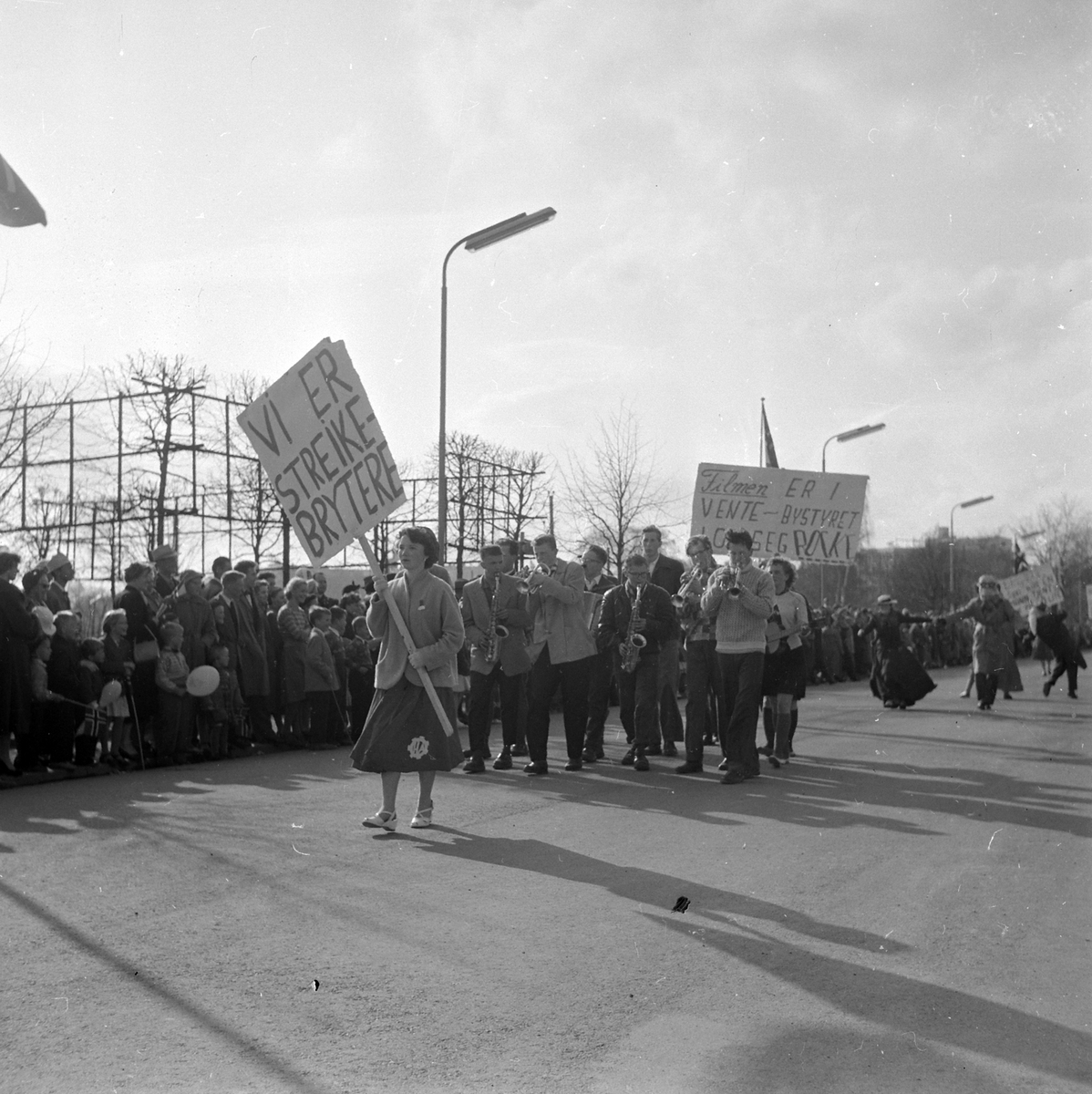 Adolf Skjegstad, Russefeiring, russetog, russ , plakat, Strandgata, Hamar.