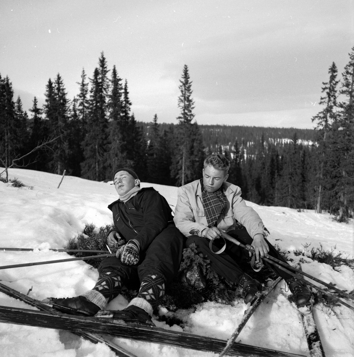 Adolf Skjegstad, ASK-04009