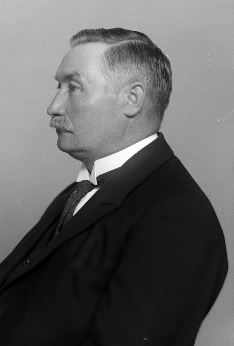 Christian Grundseth, BJERKLI LÆRER, HALVFIG. , 37676