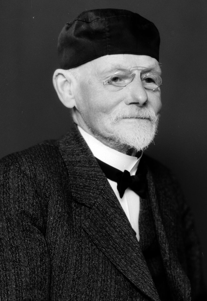 Christian Grundseth, JENSEN HANS OVERLÆRER, HALVFIG, 38861