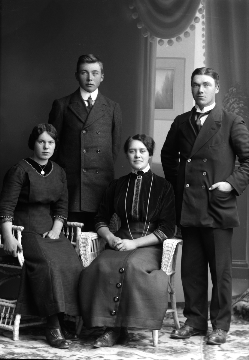 Christian Grundseth, JØLSTAD KRISTOFFER, GR: 4, FAMILIE, 16562.