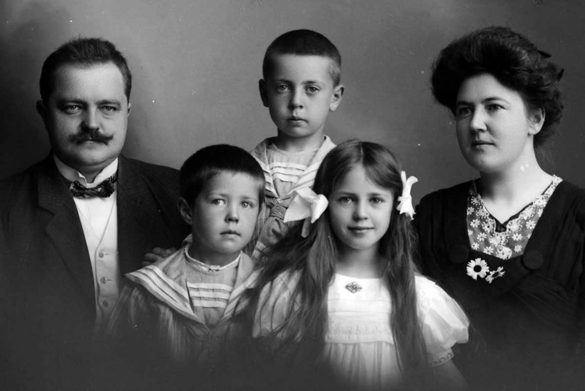 Christian Grundseth, LARSEN JØRGEN, GR: 5, FAMILIE, 11906.