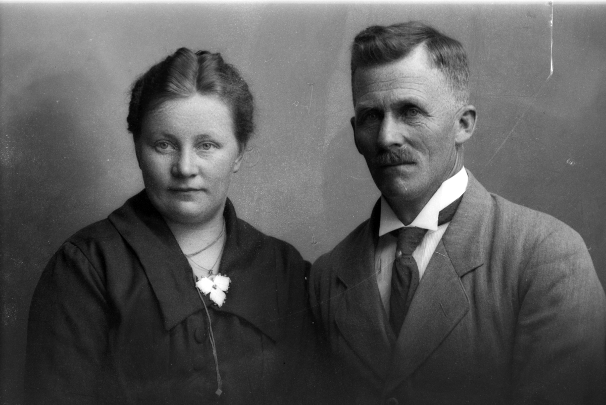 Christian Grundseth, SINNERUD PETTER M/FRUE, GR: 2, 24084