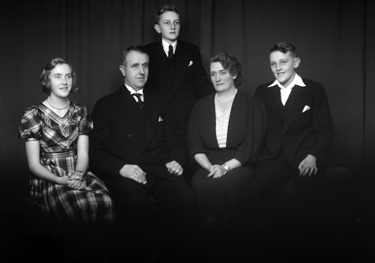 Christian Grundseth, SAMSAHL OLE, GR: 5, FAMILIE, 50247.