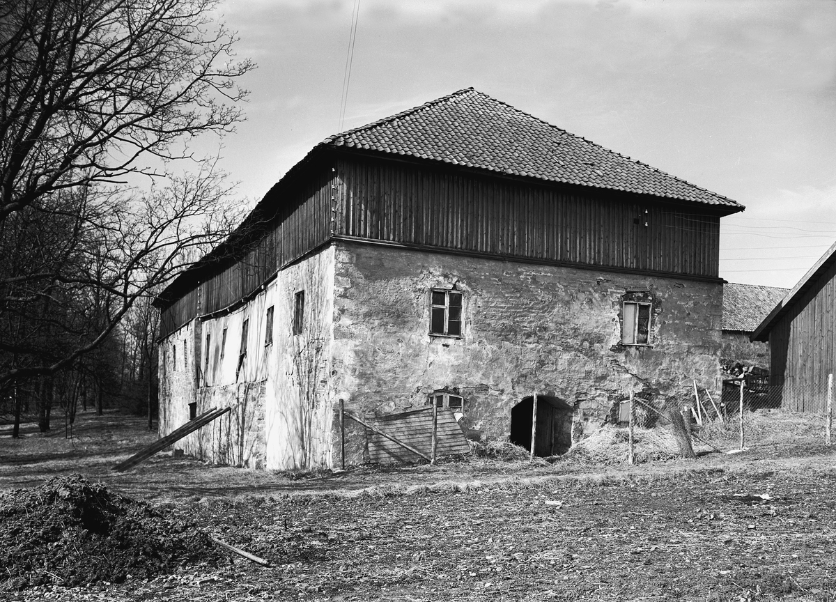 Normann Fotoatelier, STORHAMARLÅVEN, EKSTERIØR, FOTO NORMANN 08. 05. 1947.