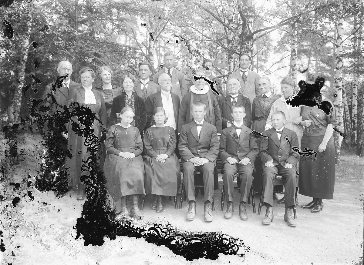 Oscar Løberg, UKJENT GRUPPE19. KONFIRMASJON. Døveskolen, Hamar.