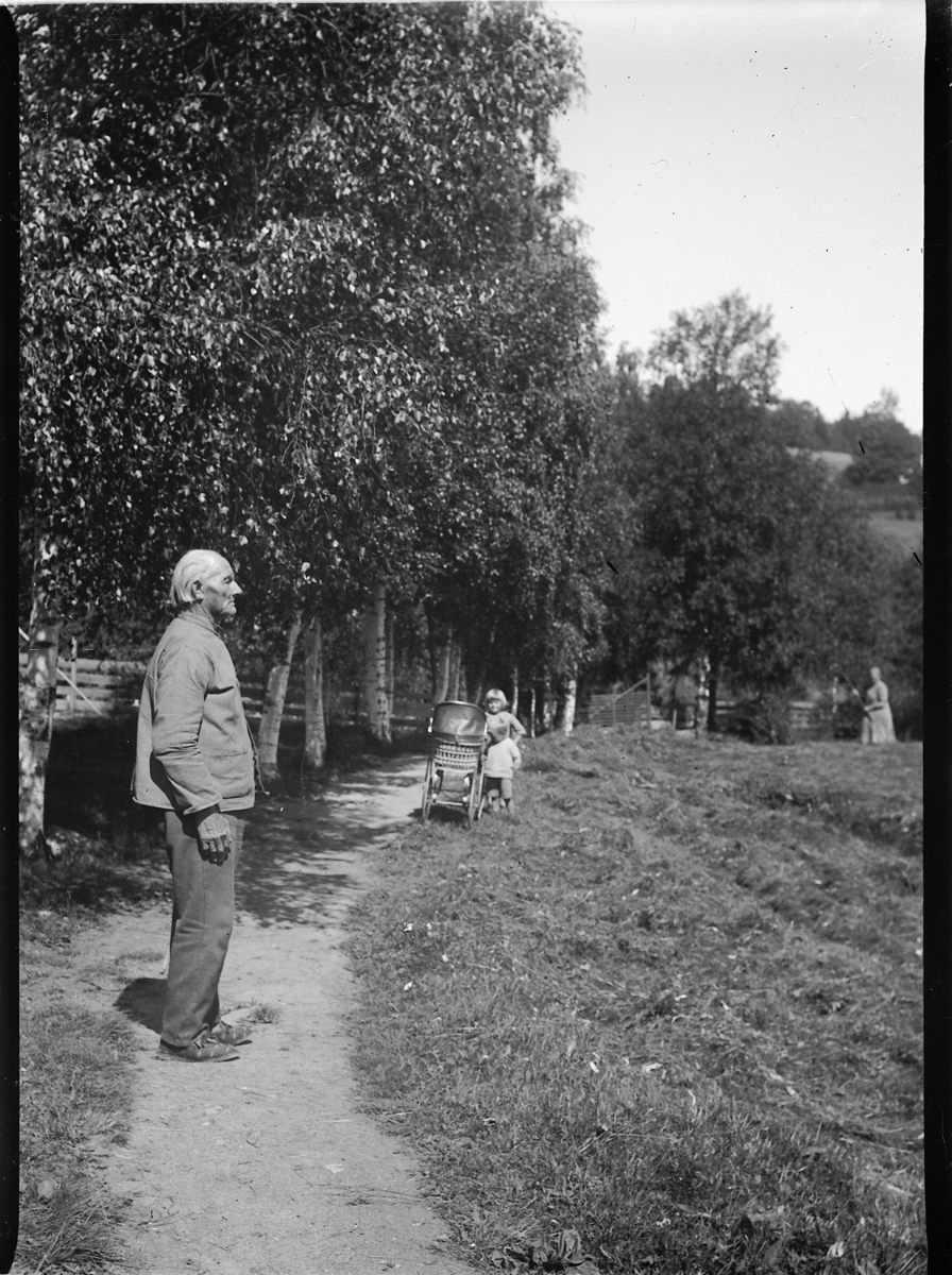 Mikkel Sveinhaug, MARTINIUS DALSENG, 1933.