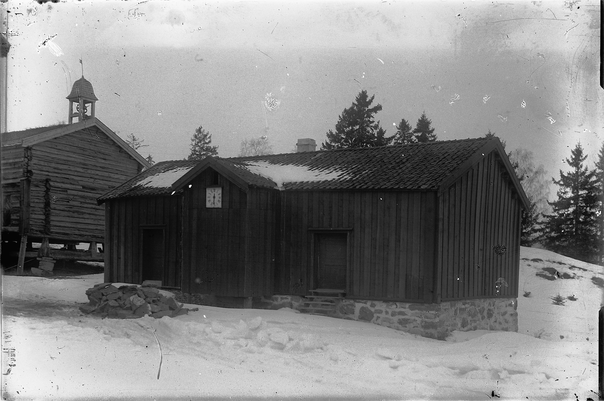 Oscar Løberg, HEDMARKSMUSEET, VANG PRESTEGÅRD, HEDMARKSTUNET, BORGSTUA.