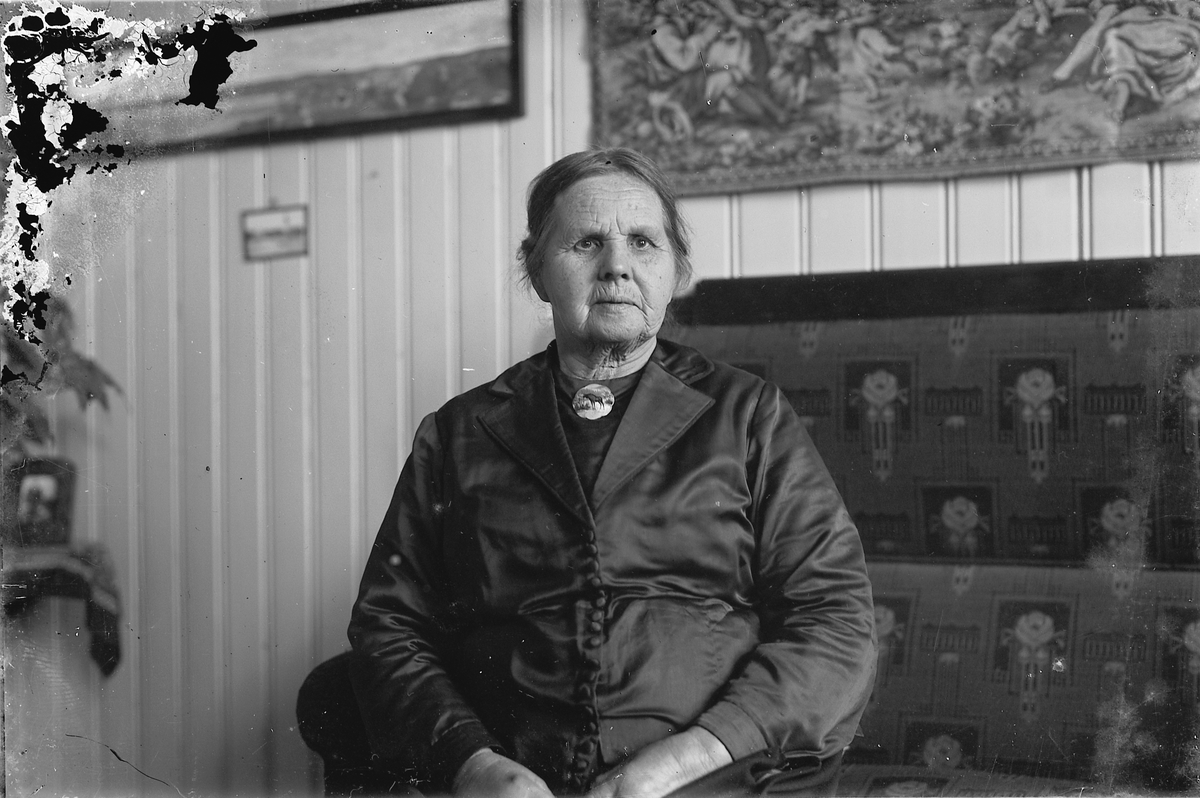 Oscar Løberg, UKJENT PERSON.