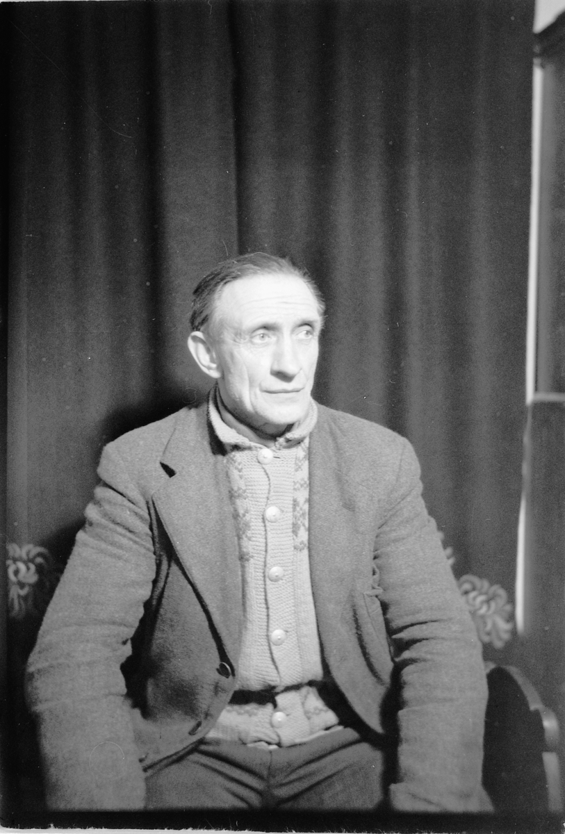 Håkon Prestkværn, Portrett av eldre mann.