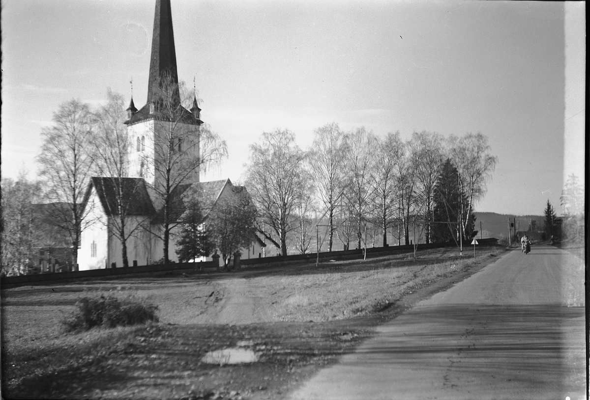 Håkon Prestkværn, PARTI VED RINGSAKER KIRKE