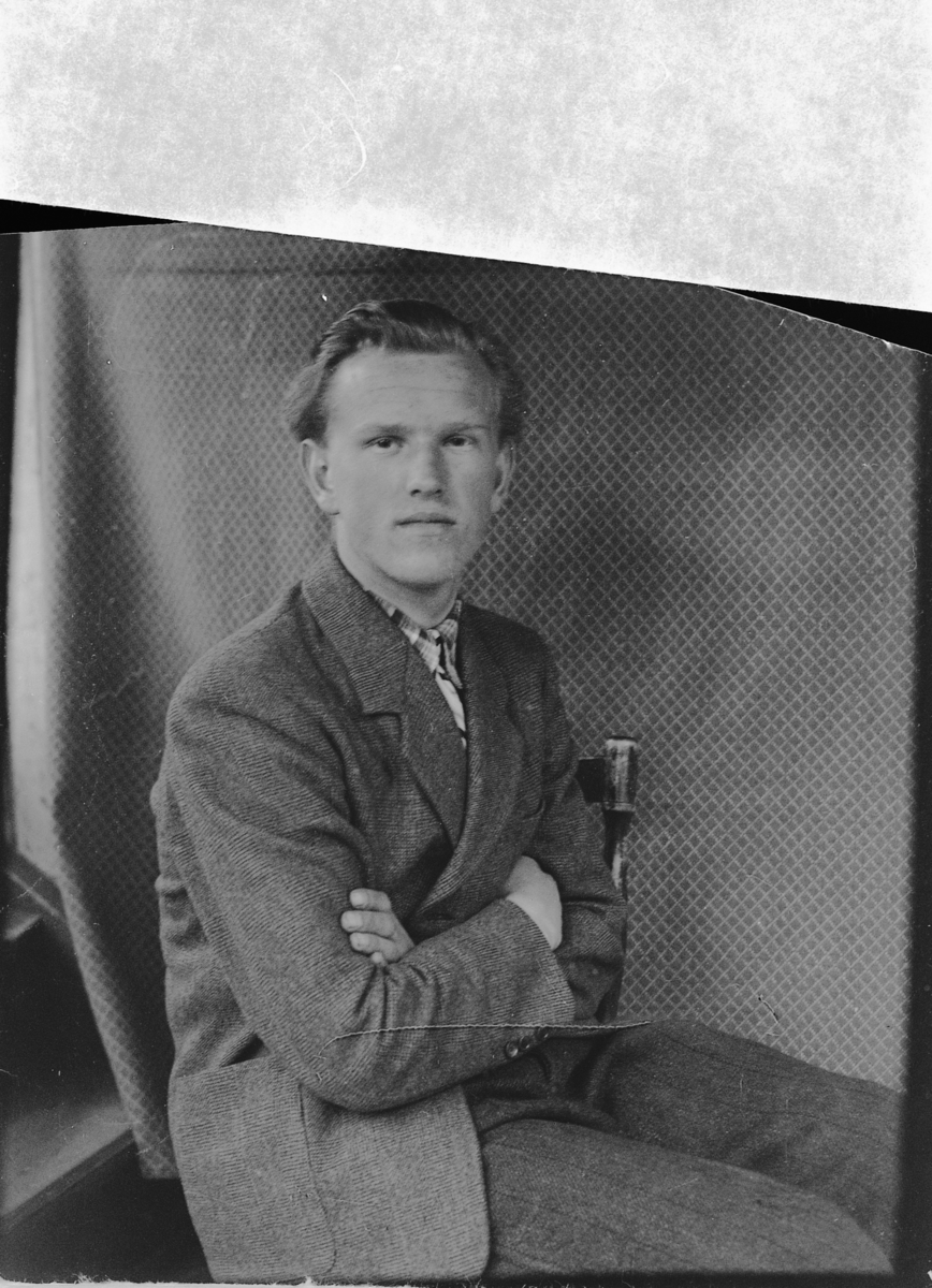 Håkon Prestkværn, Ukjent mann.