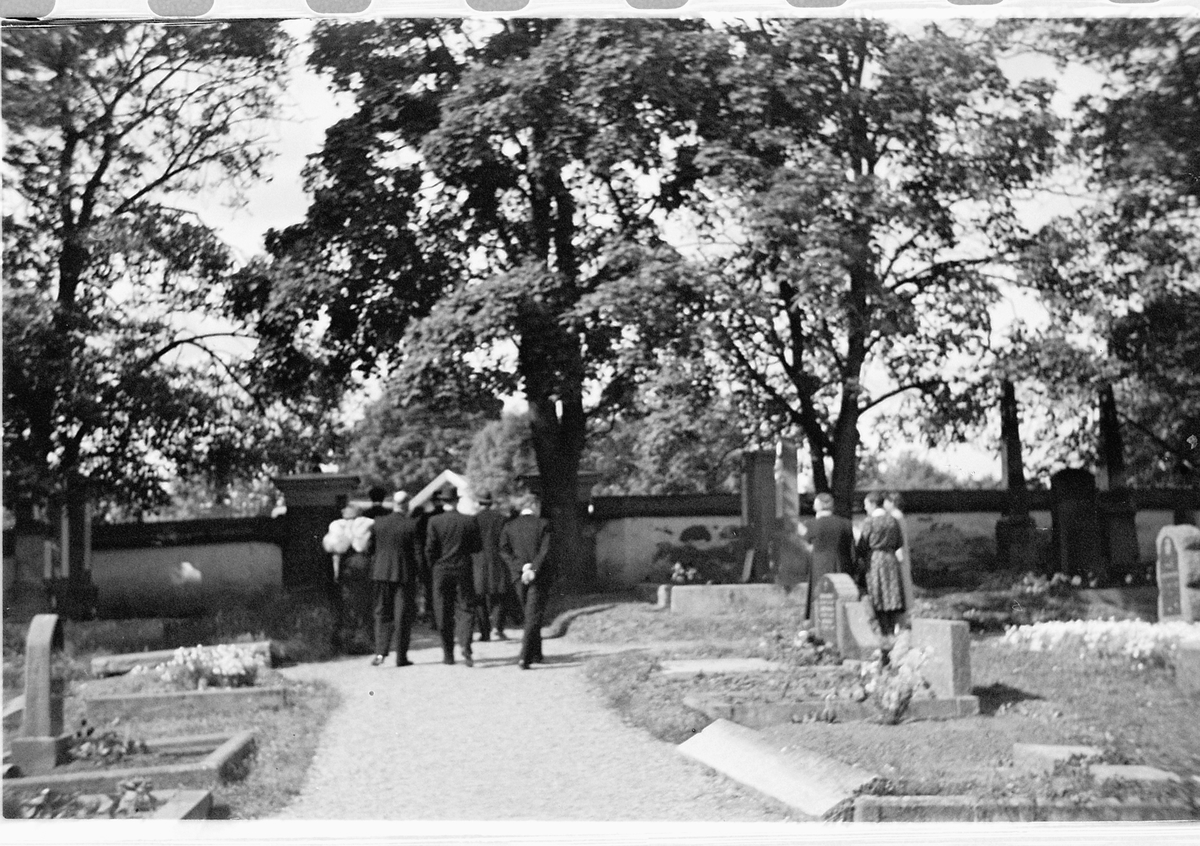 Håkon Prestkværn, BRYLLUP, FURNES KIRKE.