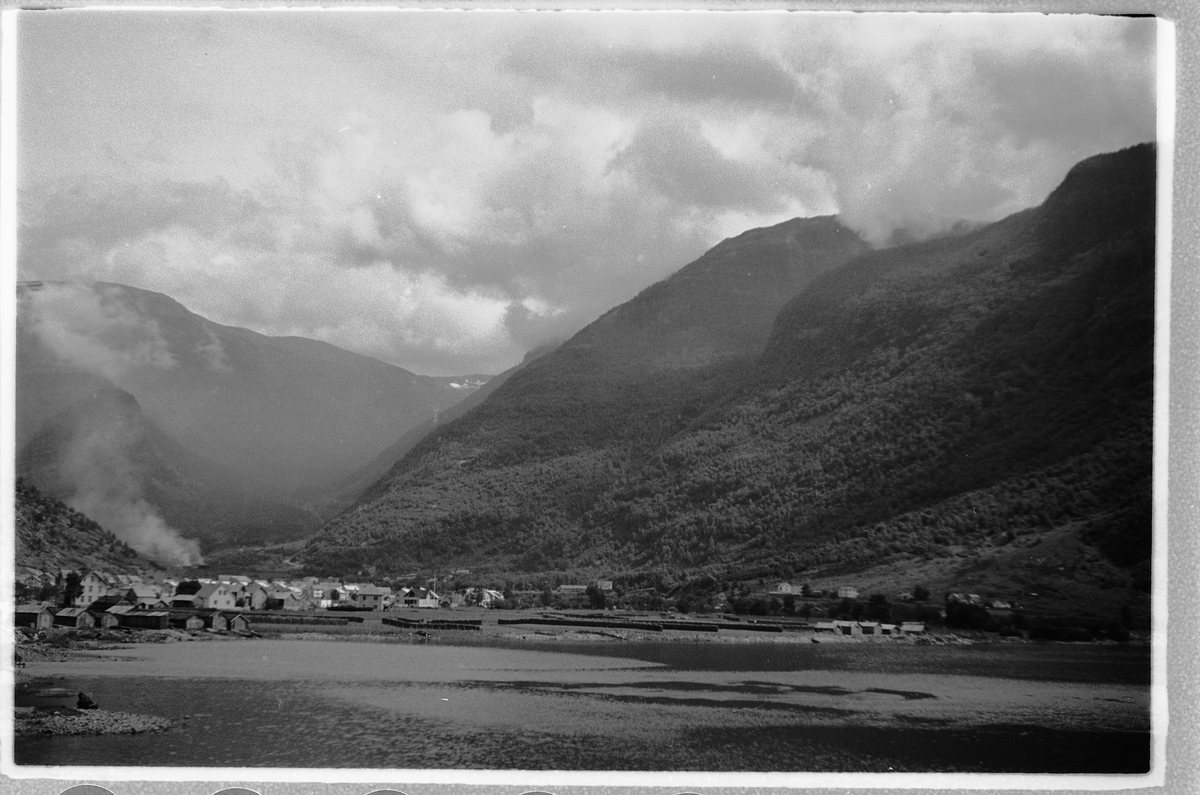 Håkon Prestkværn, Fjellandskap. Øvre Årdal i Sogn og Fjordane.