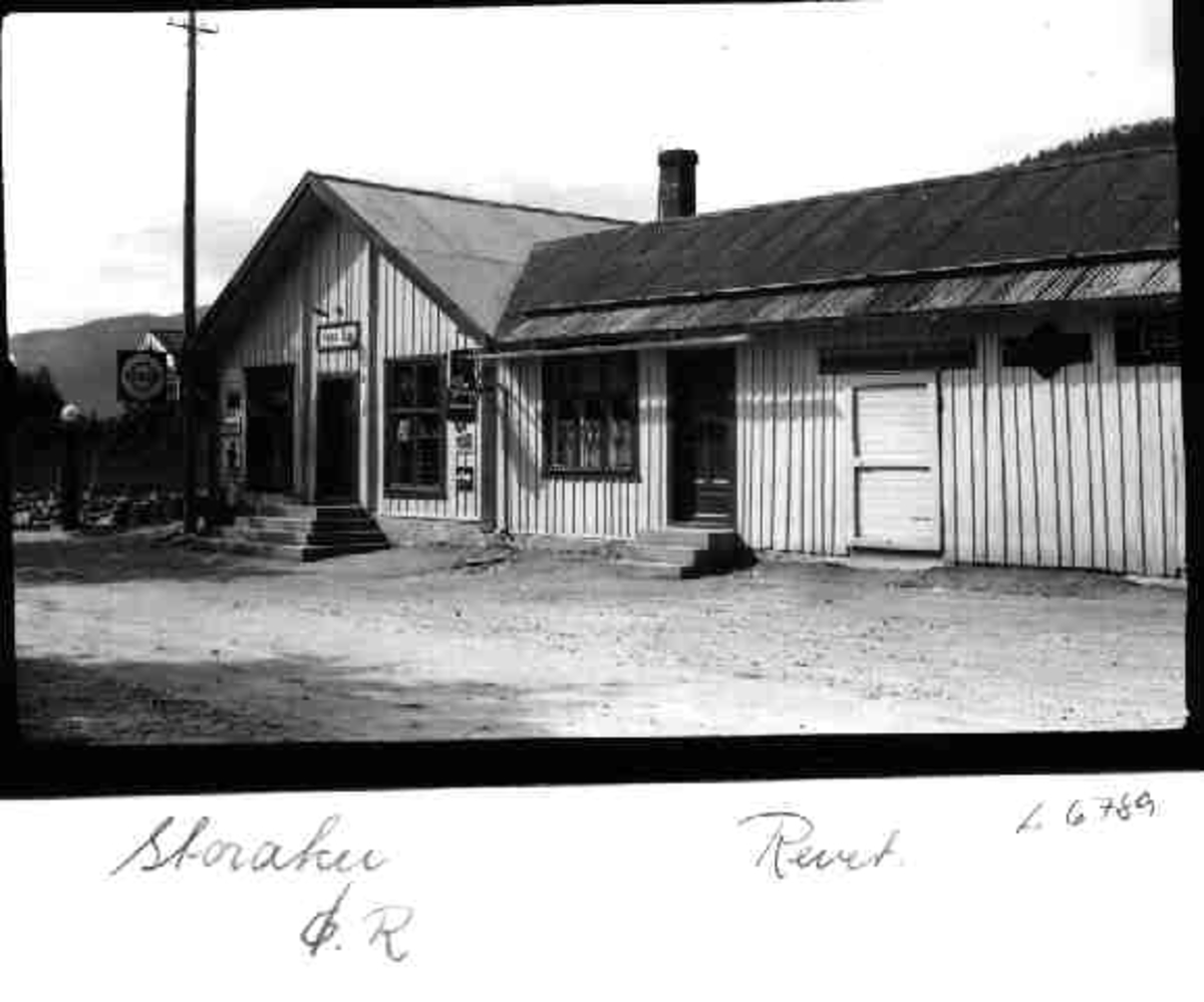 Per K. Lien, Storaker, Øvre Rendal, Rendalen, Bensinstasjon, forretning, Dalebutikken, Sigurd Dale.