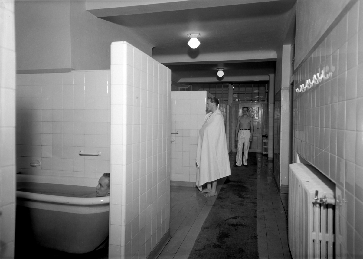 Normann Fotoatelier, Oslo kurbad. Behandling, bad.