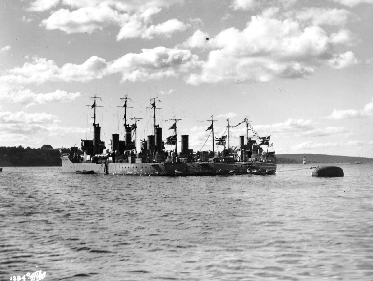 Anders Beer Wilse, Marinen