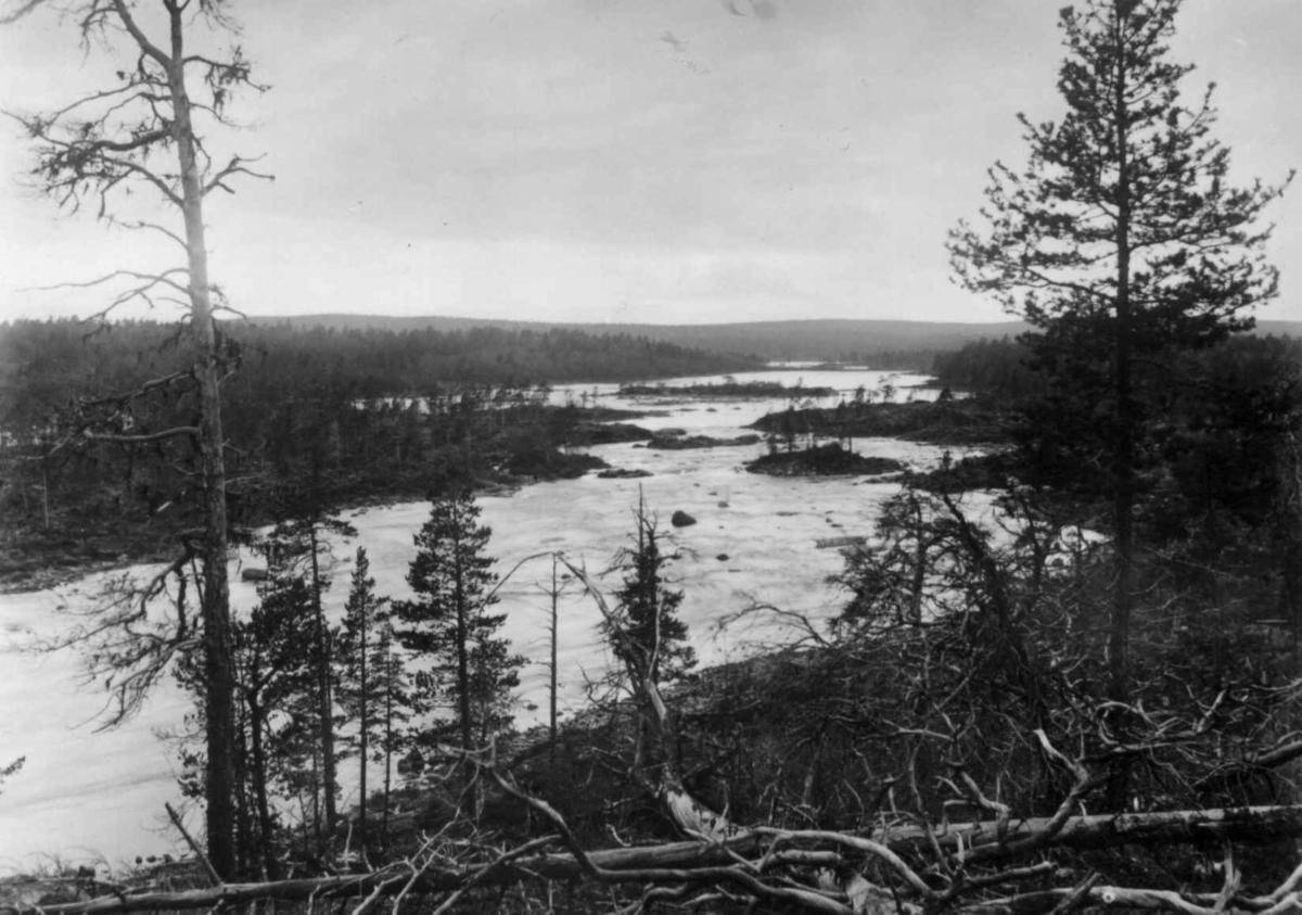 Ellisif Rannveig Wessel, Grensefoss (Rajakoski), Pasvik, Sør-Varanger, Finnmark, ca. 1900-1910