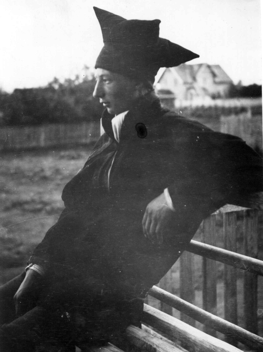 Konrad Nielsen, Portrett av språkmester Samuel I. Norvang.